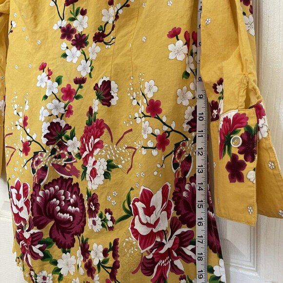 womens soft surrounding pagoda blouse yellow button up size medium m - Picture 7 of 8